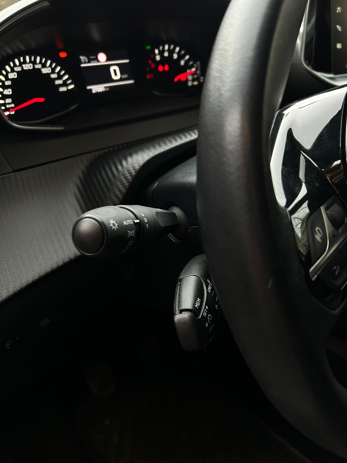 Peugeot 208 BlueHDi 5P GT Pack