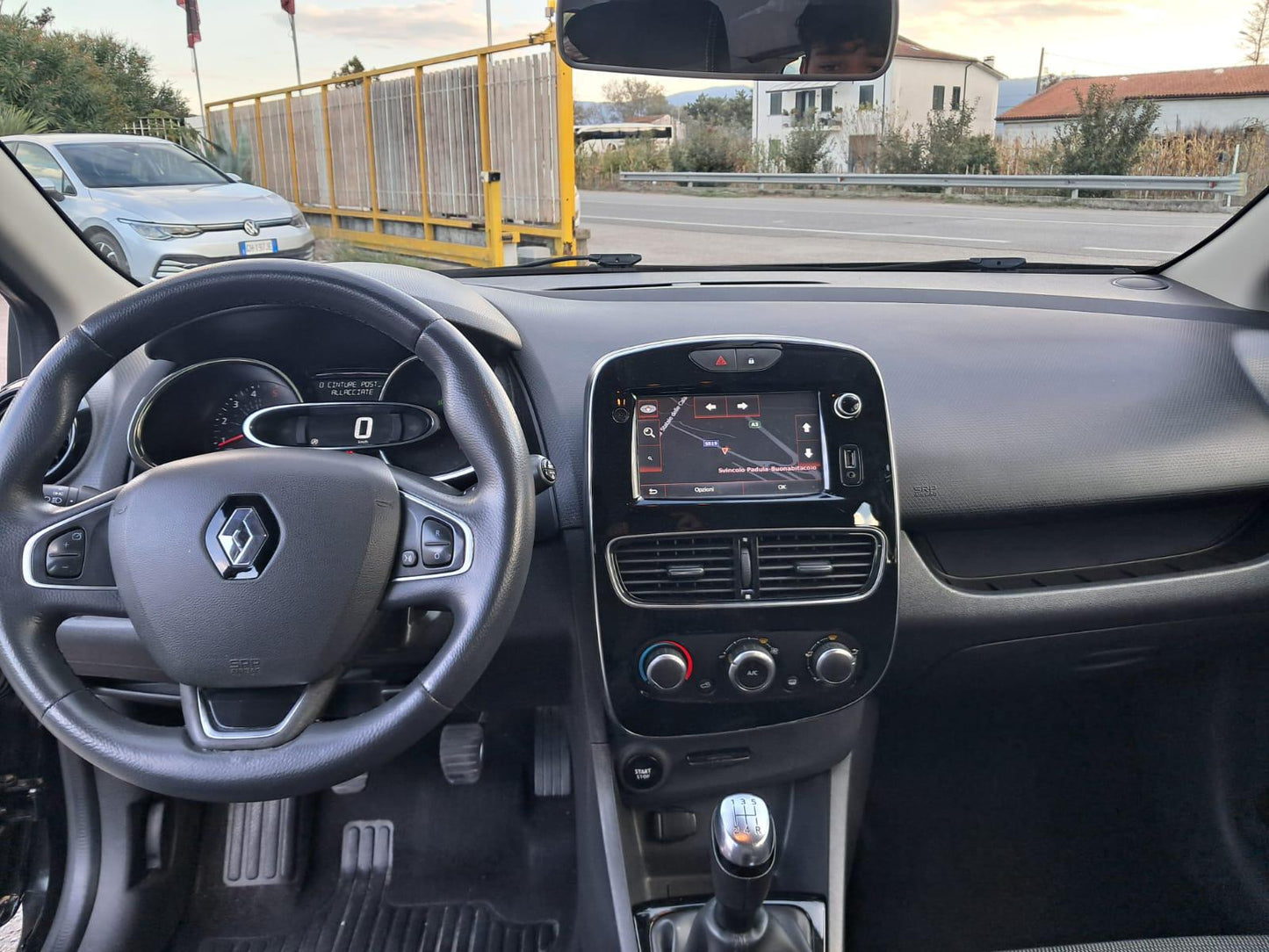 RENAULT CLIO