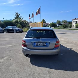 Mercedes C220