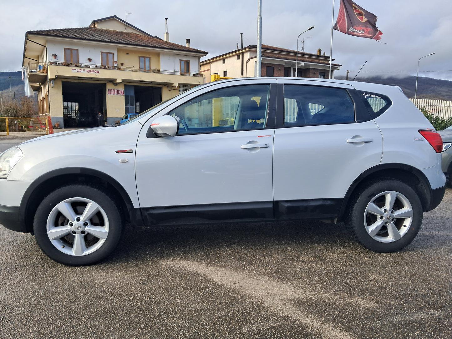 Nissan qashqai