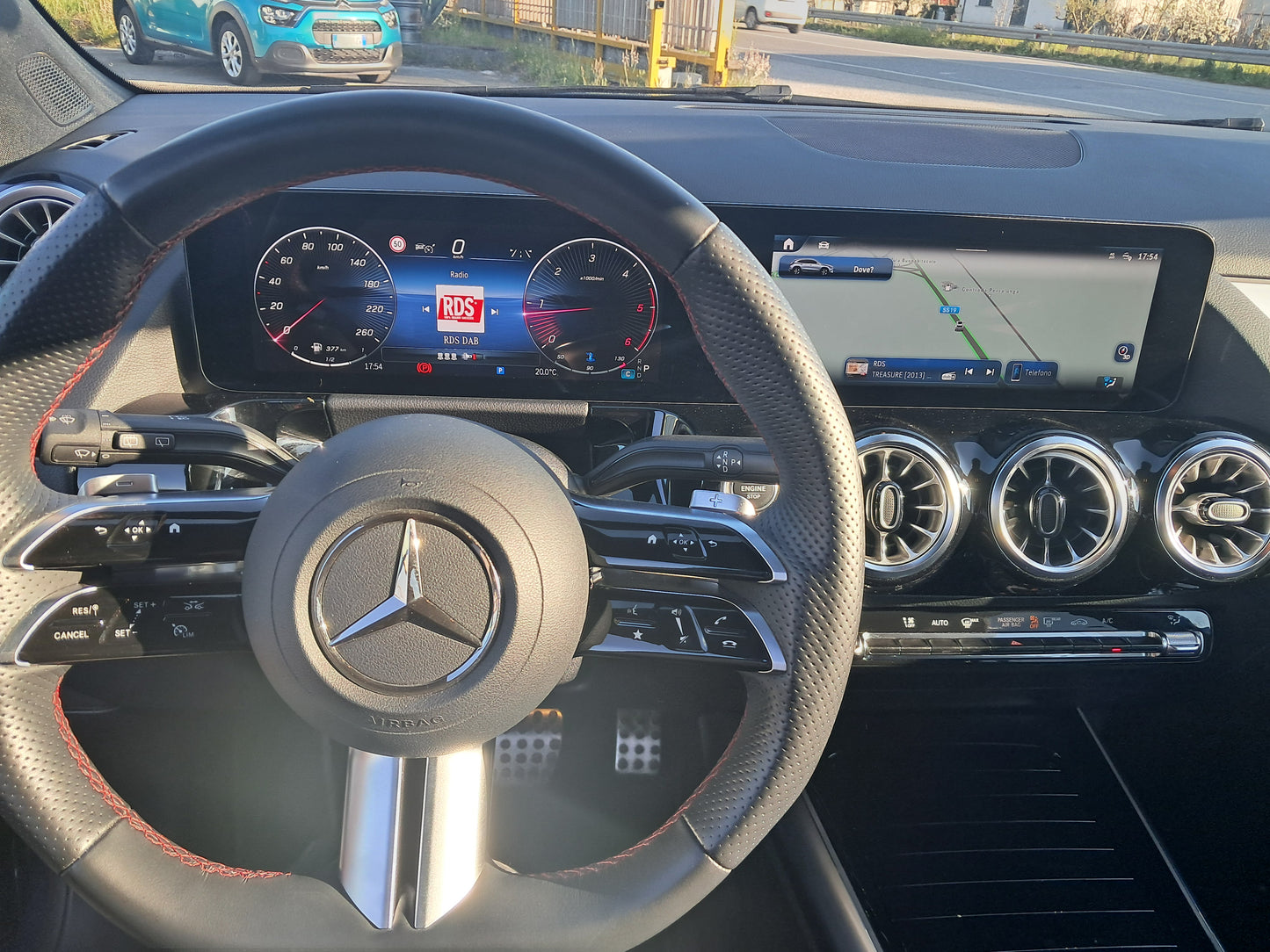 MERCEDES GLA 200D