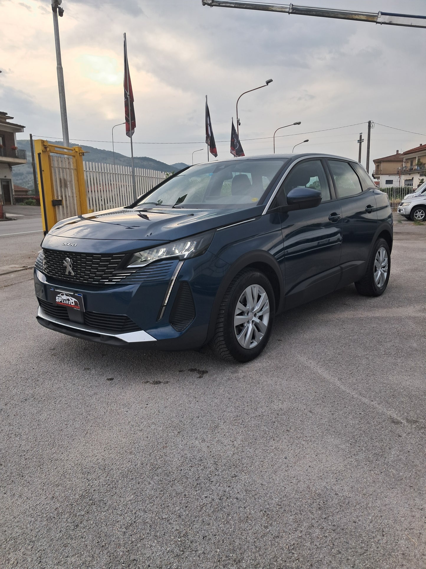 PEUGEOT 3008
