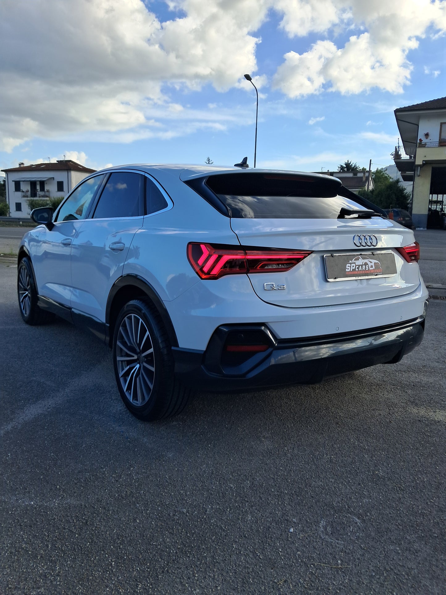 AUDI Q3 SPB