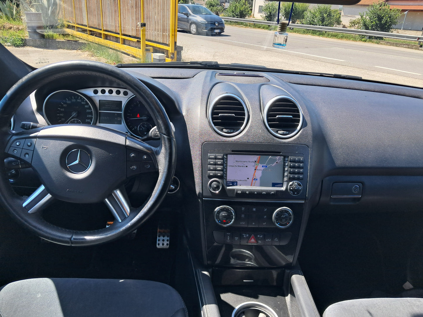 MERCEDES BENZ ML 320