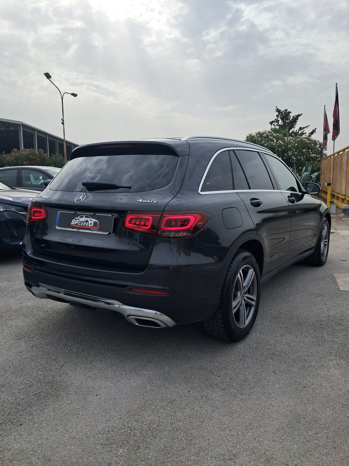 MERCEDES GLC