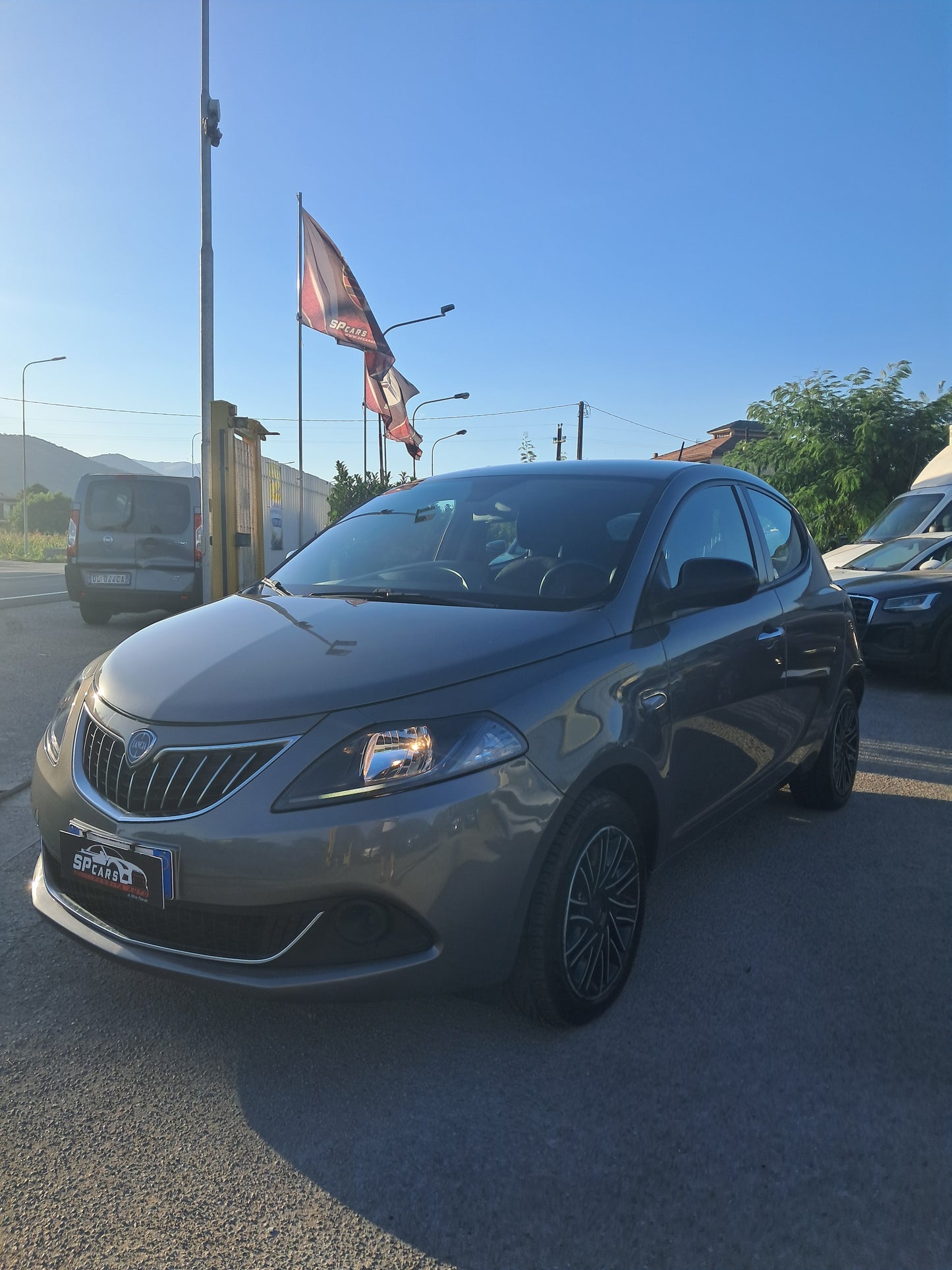 LANCIA YPSILON
