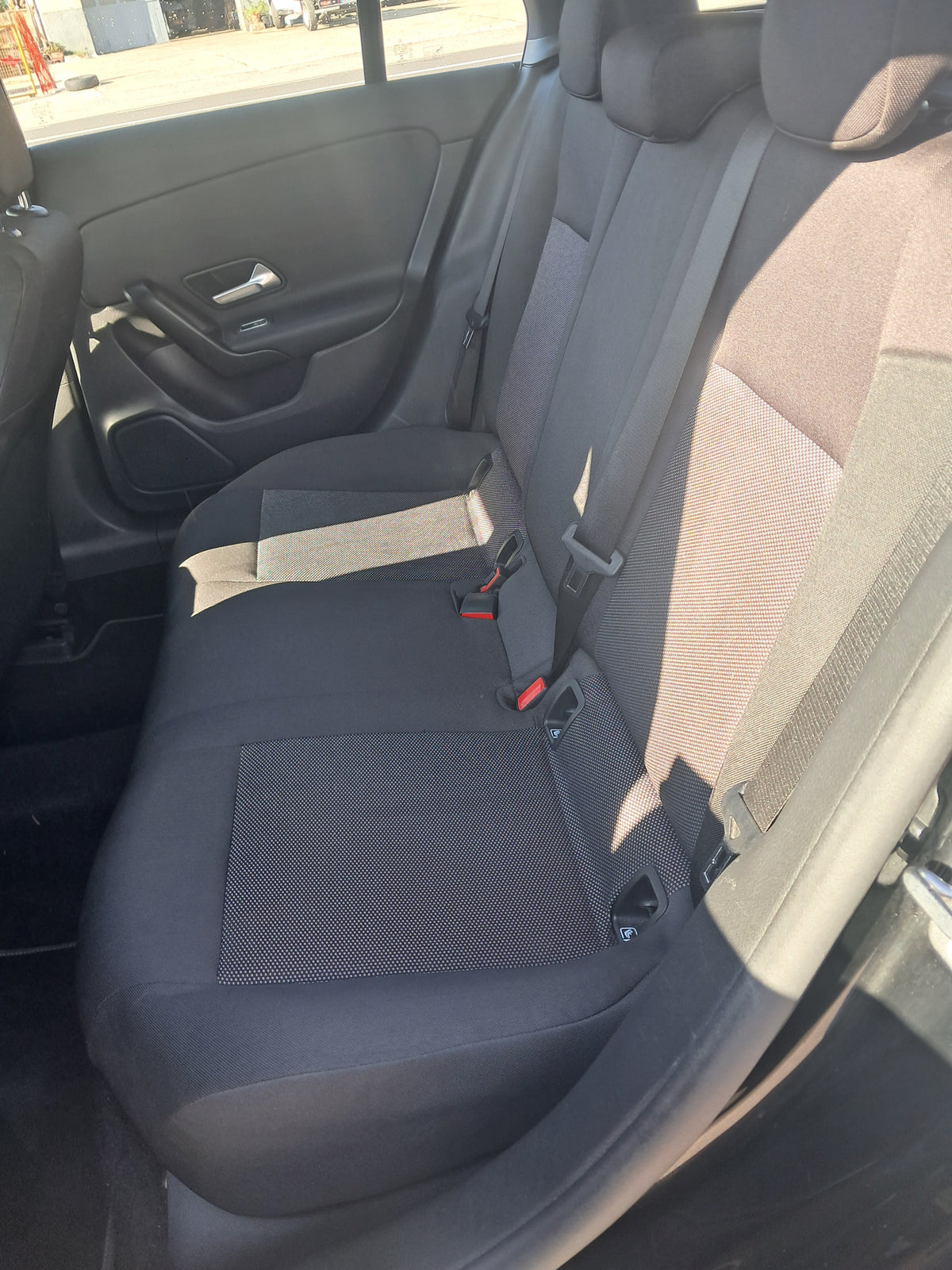 MERCEDES BENZ CLA