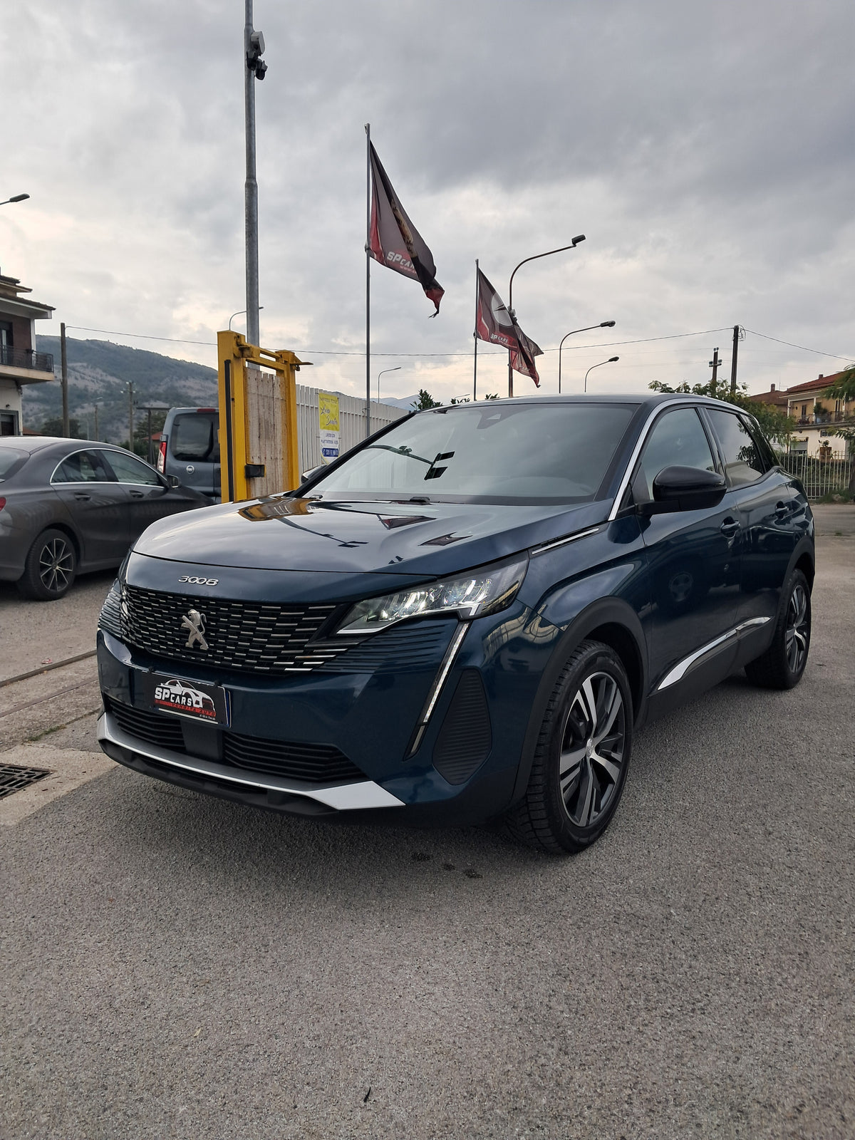 PEUGEOT 3008