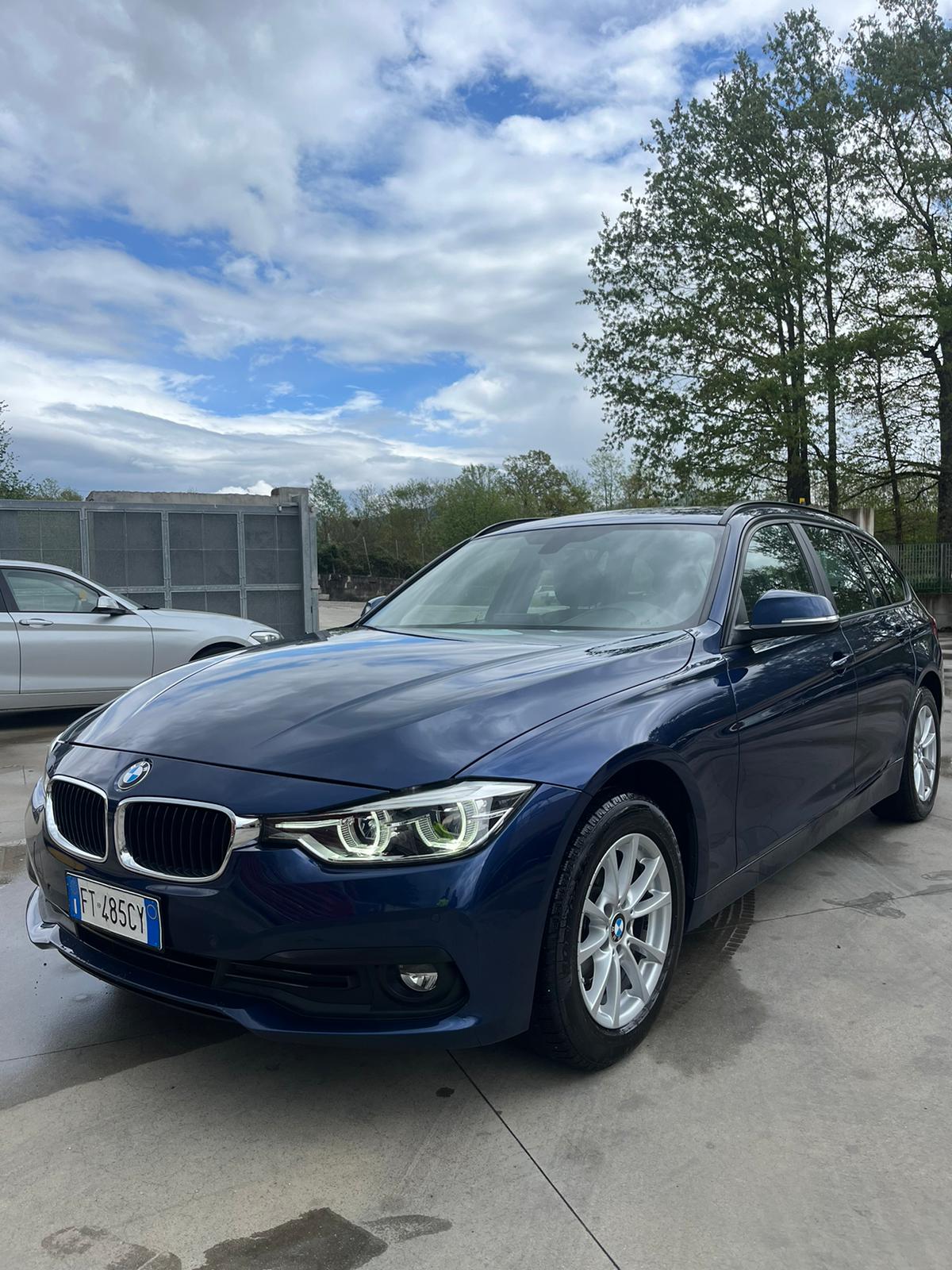 BMW 320D X-drive