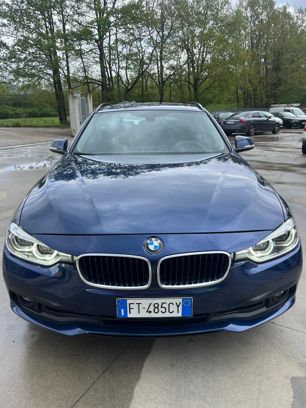 BMW 320D X-drive