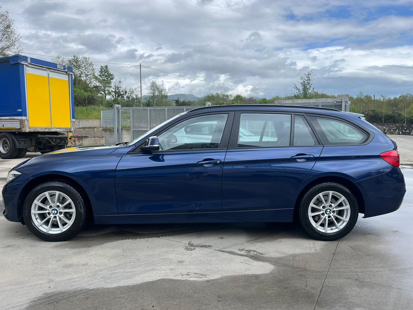 BMW 320D X-drive