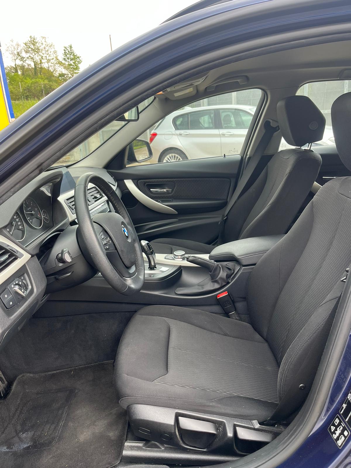 BMW 320D X-drive