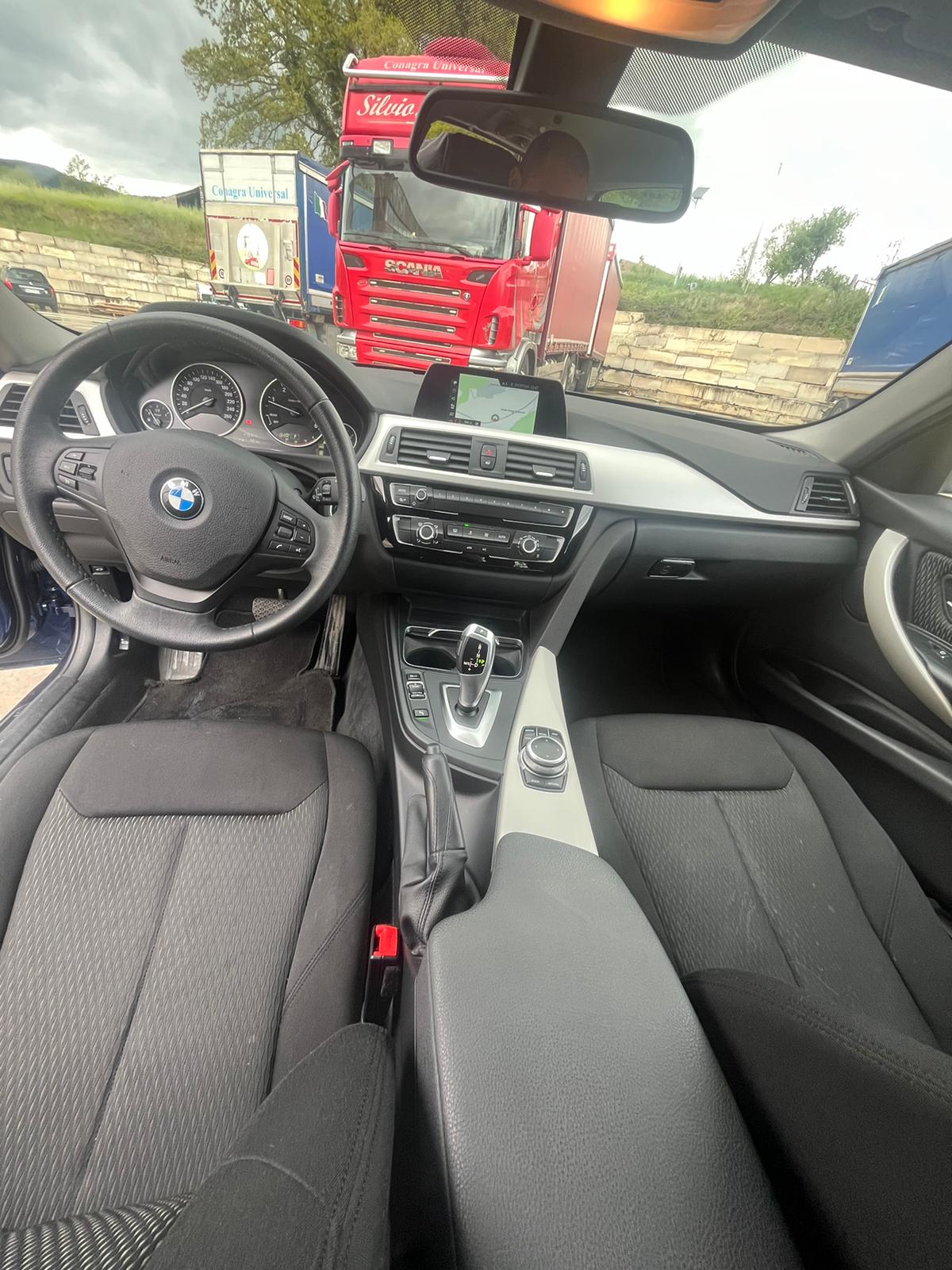 BMW 320D X-drive