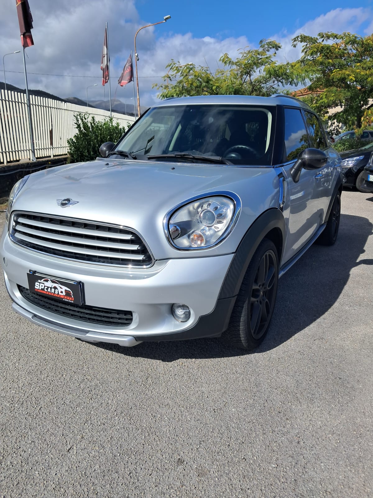 MINI COUNTRYMAN