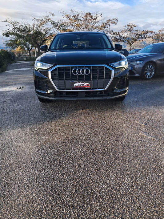 AUDI Q3 35 TDI